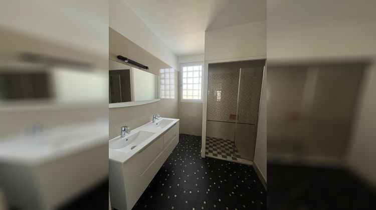 Ma-Cabane - Location Maison CLERMONT-FERRAND, 130 m²