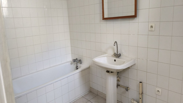 Ma-Cabane - Location Maison COLOMBIERS, 30 m²