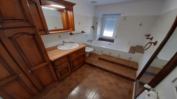Ma-Cabane - Location Maison COLOMBIES, 153 m²