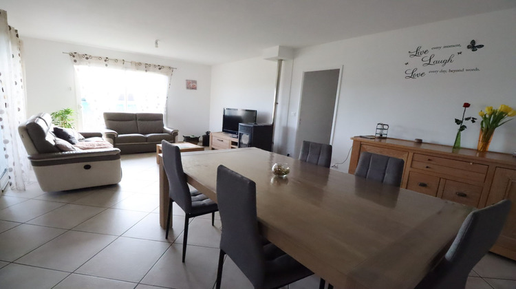 Ma-Cabane - Location Maison COMMELLE, 93 m²