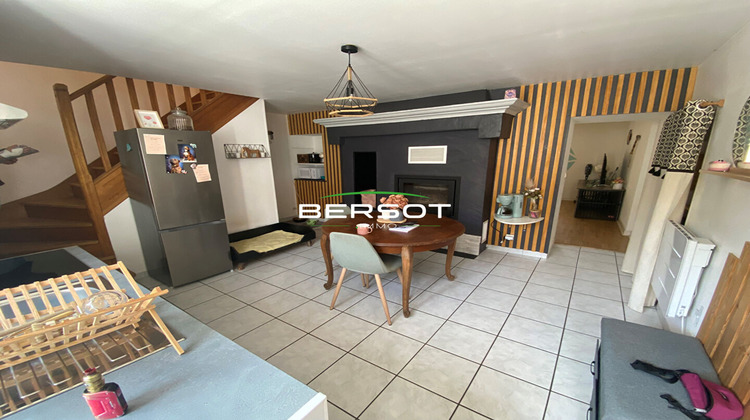 Ma-Cabane - Location Maison CONFLANDEY, 70 m²