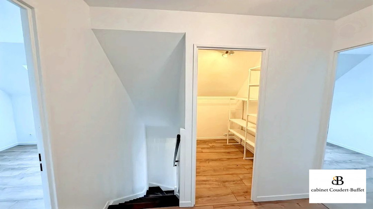 Ma-Cabane - Location Maison Cosne-Cours-sur-Loire, 89 m²