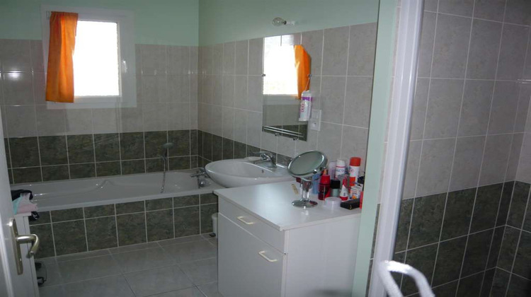 Ma-Cabane - Location Maison COSSE-LE-VIVIEN, 90 m²