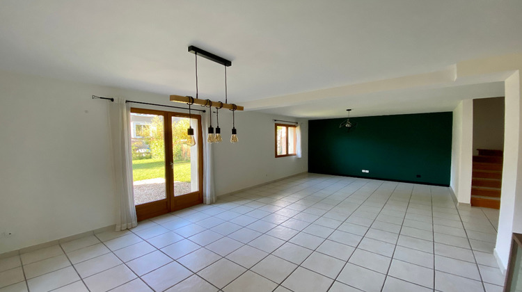 Ma-Cabane - Location Maison COUBLEVIE, 100 m²