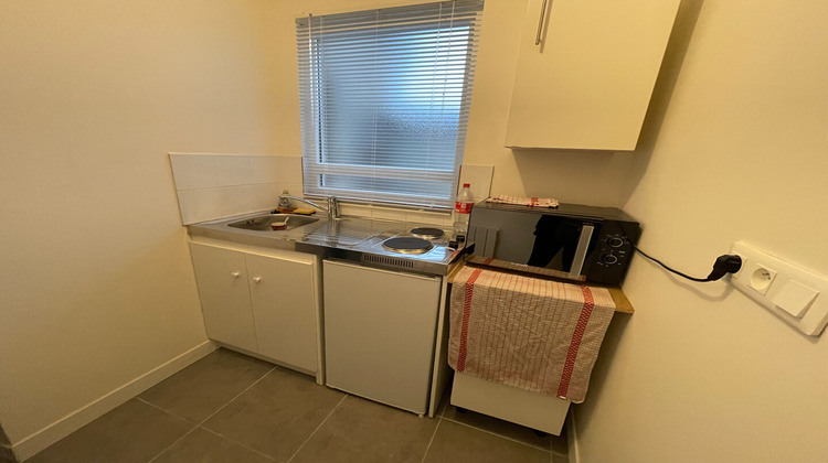 Ma-Cabane - Location Maison COULOMBS, 23 m²