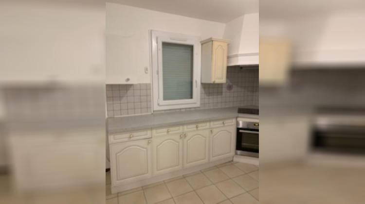 Ma-Cabane - Location Maison COURCOURONNES, 98 m²