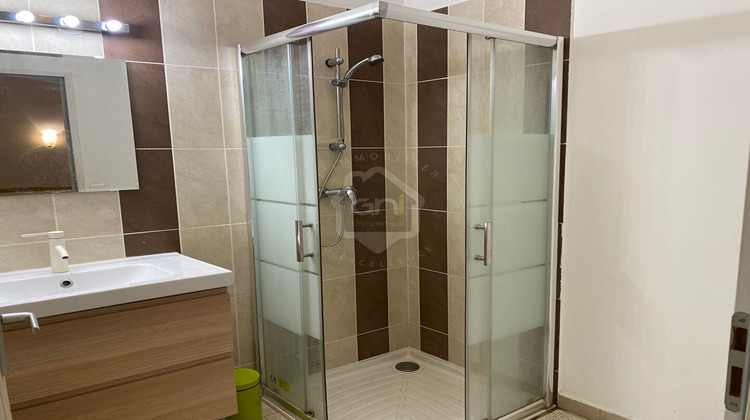 Ma-Cabane - Location Maison COURTHEZON, 68 m²