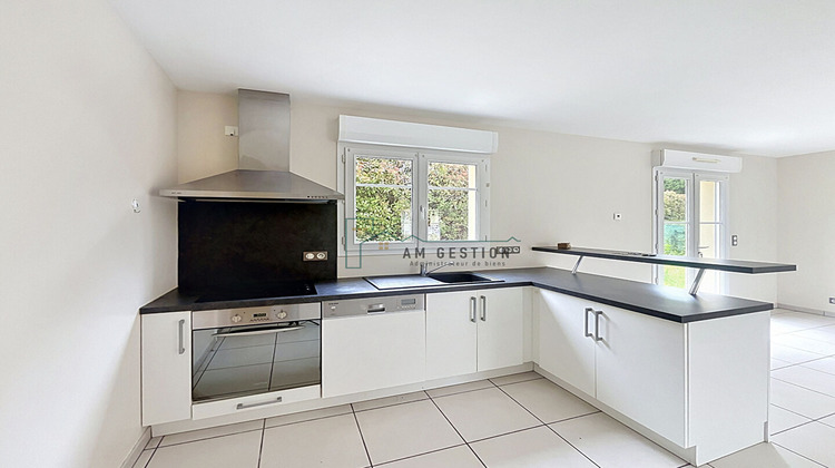Ma-Cabane - Location Maison COUZEIX, 115 m²