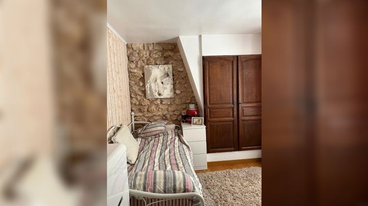 Ma-Cabane - Location Maison CRESPIERES, 87 m²