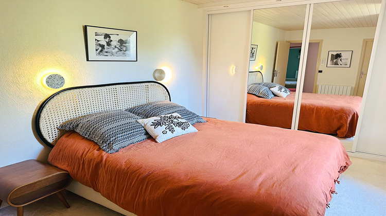 Ma-Cabane - Location Maison CRESPIERES, 220 m²