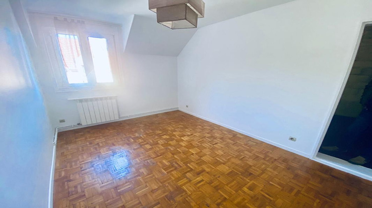 Ma-Cabane - Location Maison CROISSY BEAUBOURG, 81 m²
