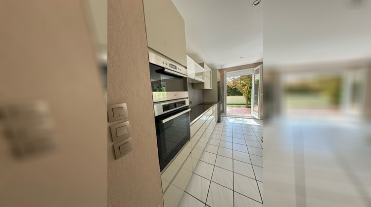 Ma-Cabane - Location Maison CROISSY-SUR-SEINE, 270 m²