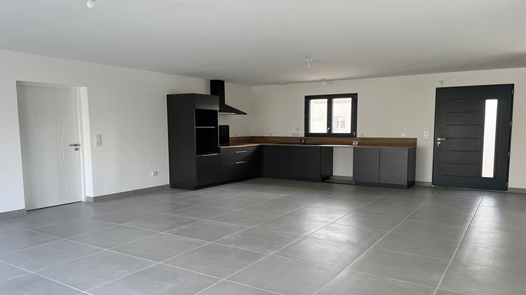 Ma-Cabane - Location Maison CROIX-CHAPEAU, 91 m²