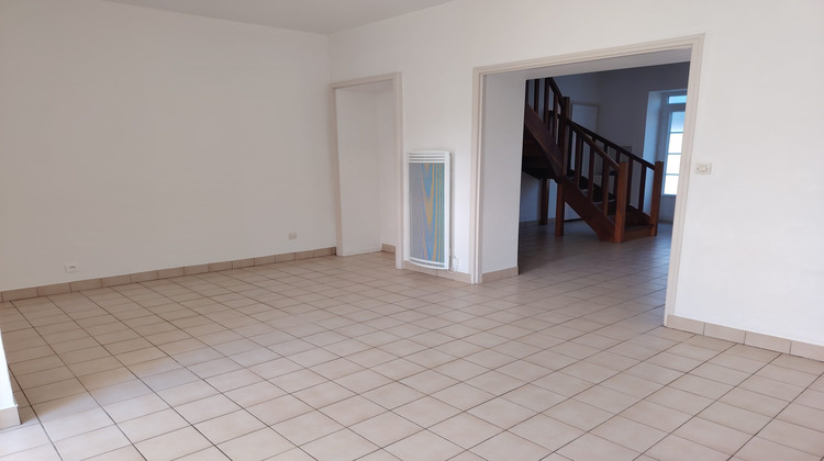Ma-Cabane - Location Maison CUGAND, 85 m²