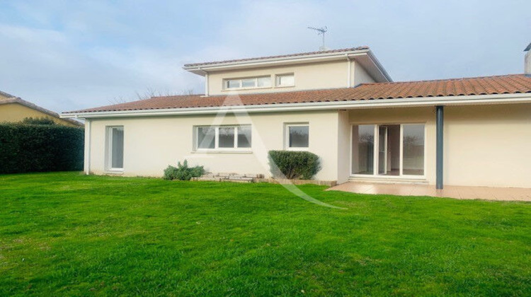 Ma-Cabane - Location Maison CUGNAUX, 125 m²