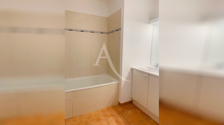 Ma-Cabane - Location Maison CUGNAUX, 125 m²