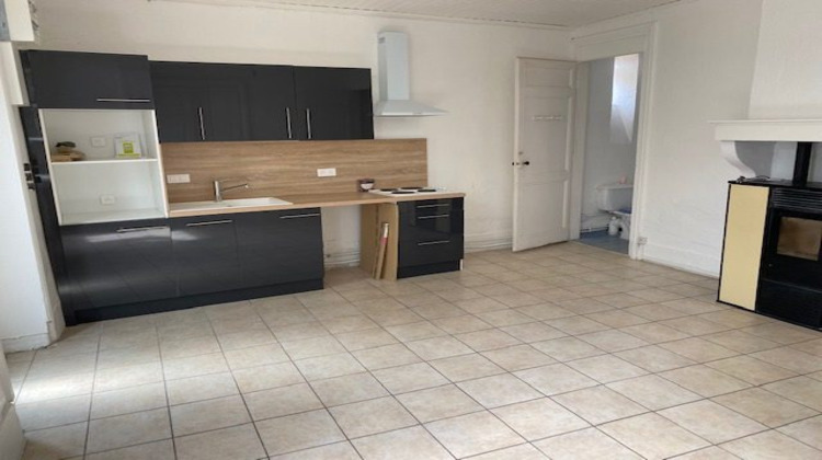 Ma-Cabane - Location Maison Cuinzier, 95 m²