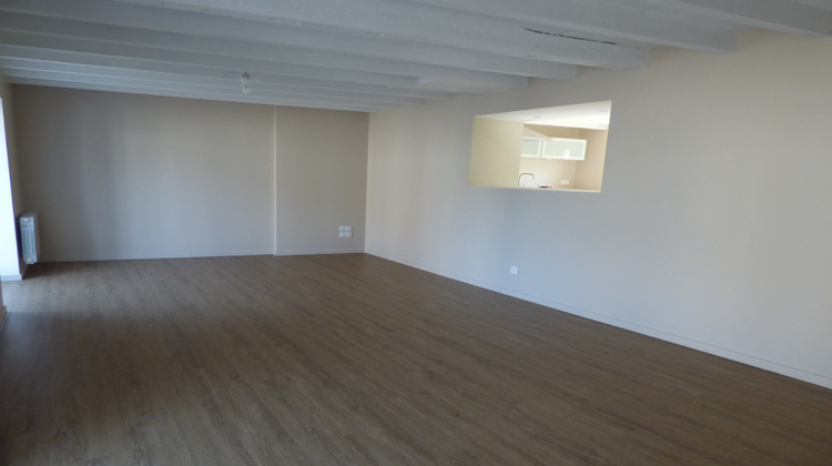 Ma-Cabane - Location Maison CURCIAT-DONGALON, 90 m²