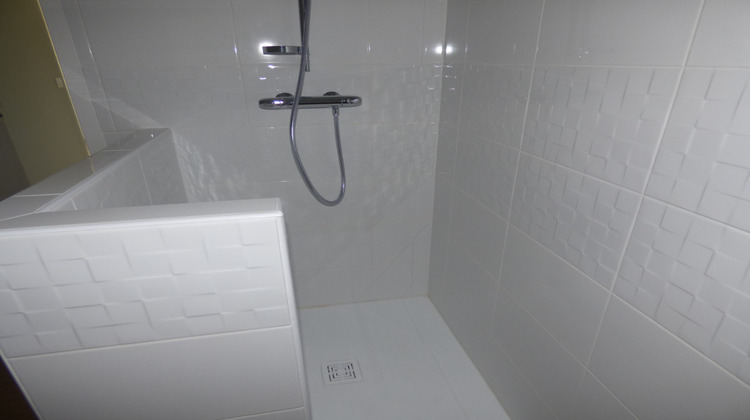 Ma-Cabane - Location Maison CURCIAT-DONGALON, 90 m²
