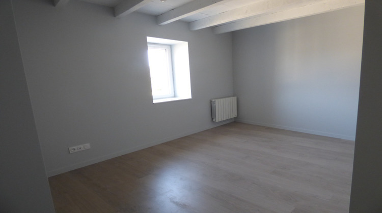 Ma-Cabane - Location Maison CURCIAT-DONGALON, 90 m²