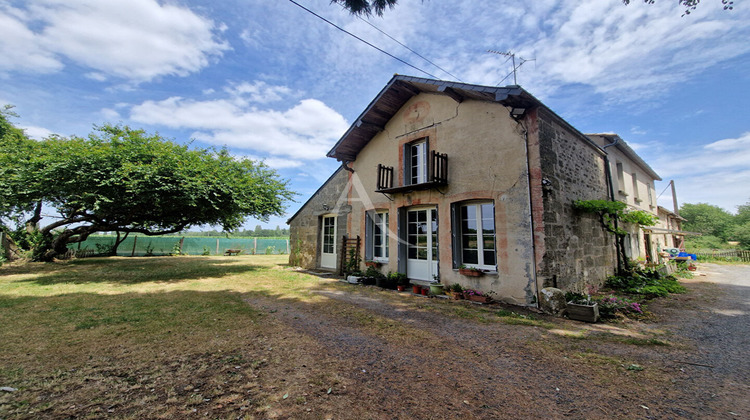 Ma-Cabane - Location Maison DENEZE-SOUS-DOUE, 145 m²