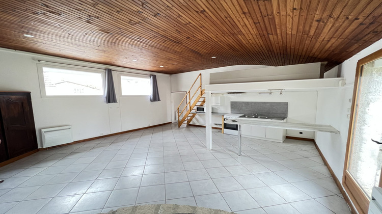 Ma-Cabane - Location Maison Désertines, 43 m²