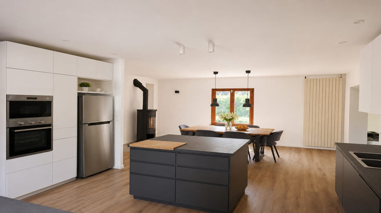 Ma-Cabane - Location Maison Divonne-les-Bains, 186 m²