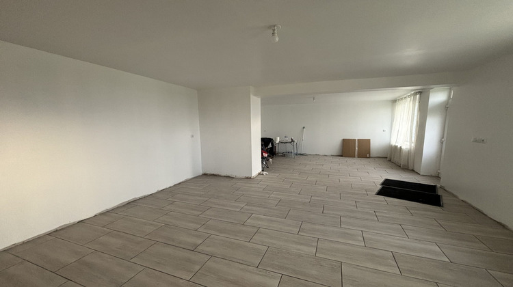 Ma-Cabane - Location Maison Dompierre-sur-Helpe, 110 m²