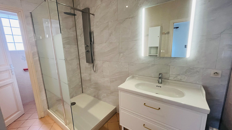 Ma-Cabane - Location Maison DOMPIERRE-SUR-MER, 171 m²