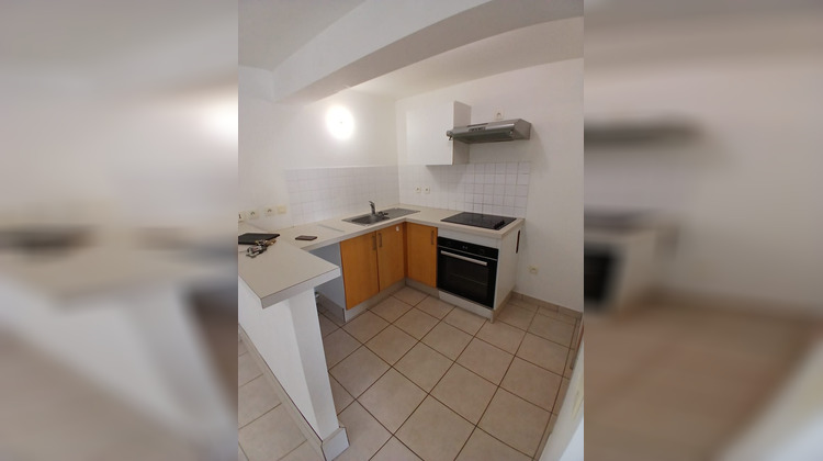 Ma-Cabane - Location Maison Dompierre-sur-Mer, 75 m²