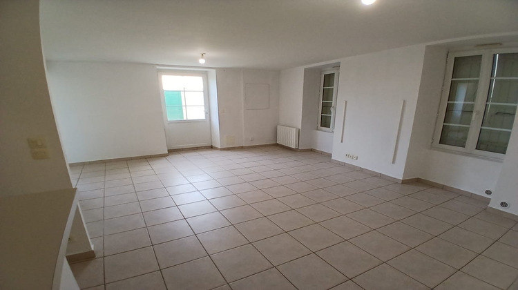 Ma-Cabane - Location Maison Dompierre-sur-Mer, 75 m²