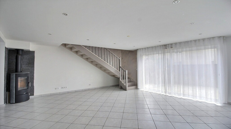 Ma-Cabane - Location Maison DOUVAINE, 79 m²