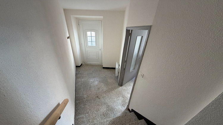 Ma-Cabane - Location Maison DOUZENS, 80 m²