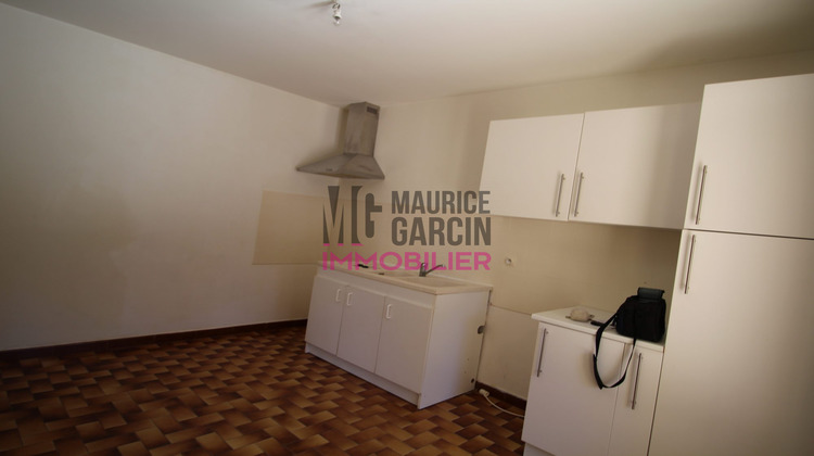 Ma-Cabane - Location Maison Entraigues-sur-la-Sorgue, 108 m²