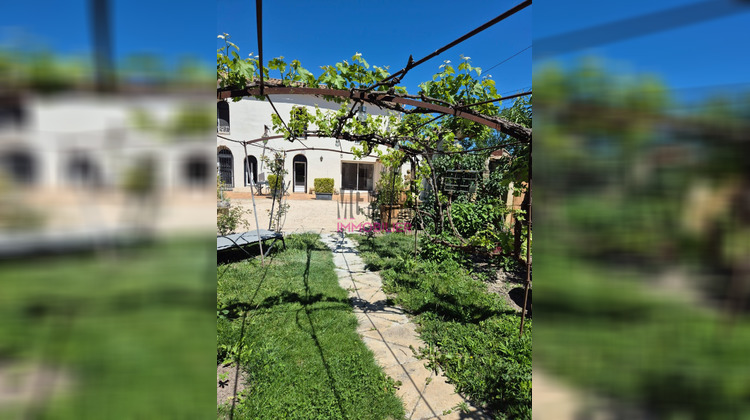 Ma-Cabane - Location Maison Entraigues-sur-la-Sorgue, 140 m²