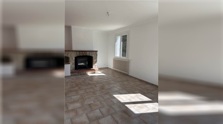 Ma-Cabane - Location Maison Entrechaux, 103 m²