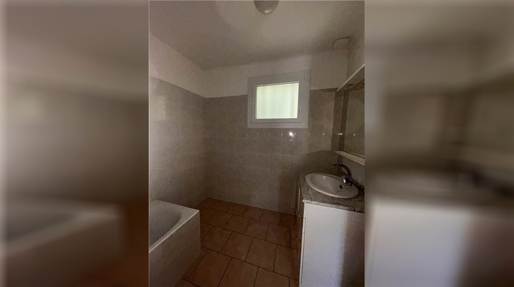 Ma-Cabane - Location Maison Entrechaux, 103 m²