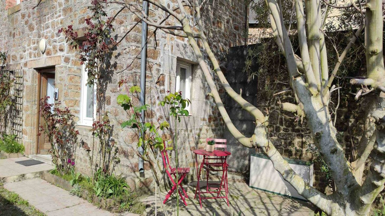 Ma-Cabane - Location Maison ERNEE, 37 m²