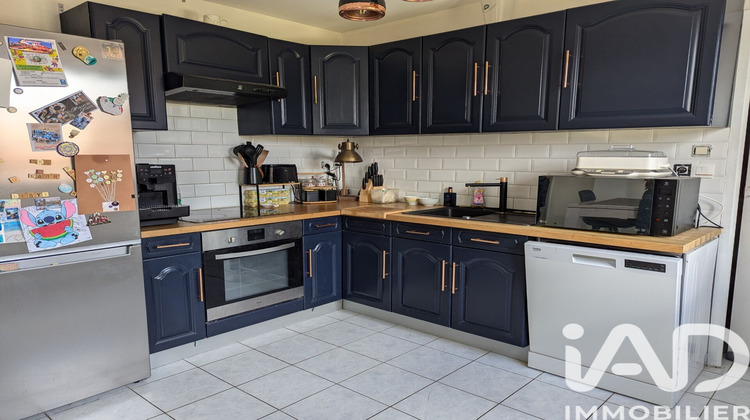 Ma-Cabane - Location Maison Escolives-Sainte-Camille, 99 m²