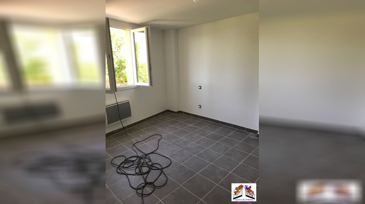 Ma-Cabane - Location Maison ESPARRON, 100 m²