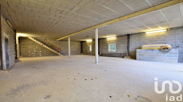 Ma-Cabane - Location Maison Esvres, 410 m²