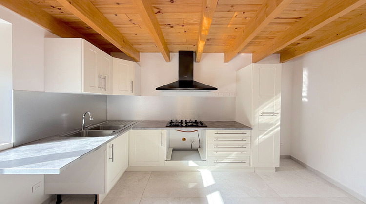 Ma-Cabane - Location Maison ETAULIERS, 63 m²