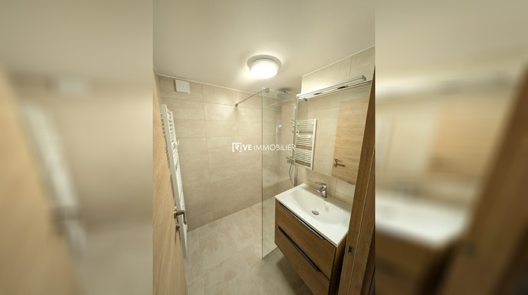 Ma-Cabane - Location Maison Excenevex, 241 m²