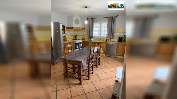 Ma-Cabane - Location Maison EYGUIERES, 120 m²