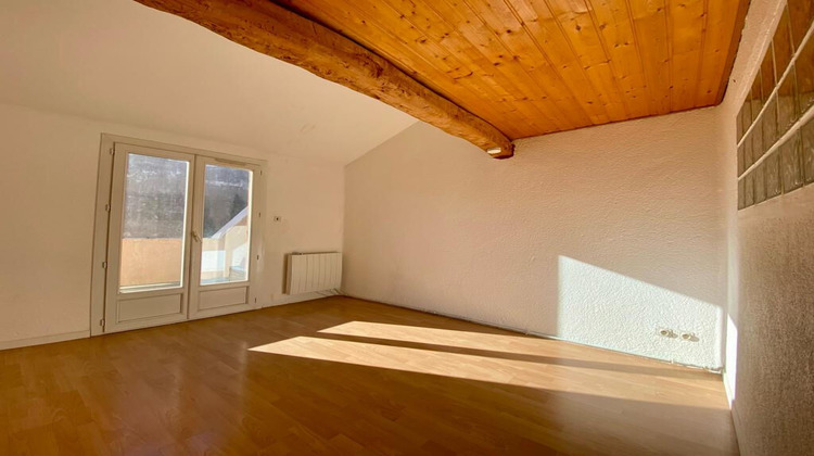 Ma-Cabane - Location Maison EYGUIERES, 122 m²