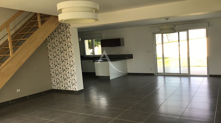 Ma-Cabane - Location Maison FAY-AUX-LOGES, 82 m²