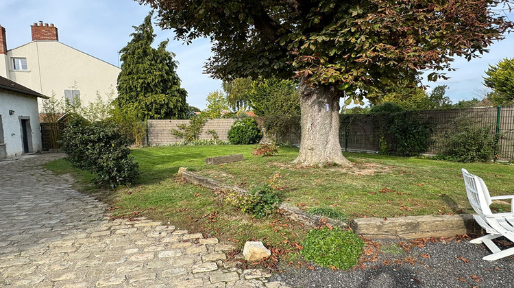 Ma-Cabane - Location Maison FEUCHEROLLES, 132 m²