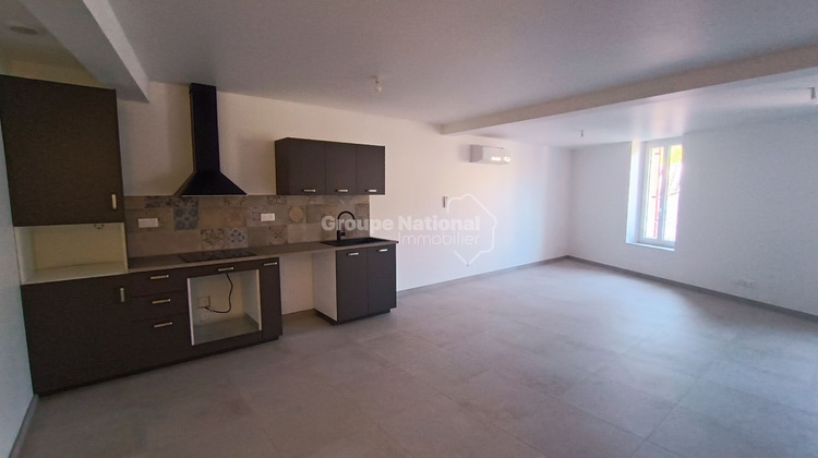 Ma-Cabane - Location Maison FLASSANS-SUR-ISSOLE, 95 m²