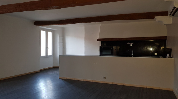 Ma-Cabane - Location Maison FLASSANS-SUR-ISSOLE, 86 m²