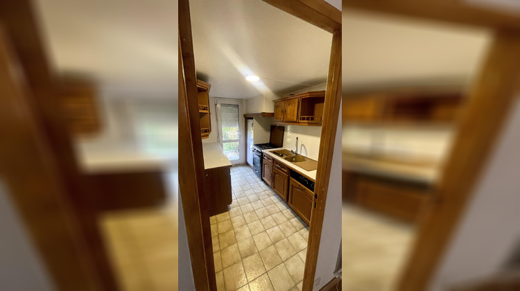 Ma-Cabane - Location Maison Fosses, 77 m²